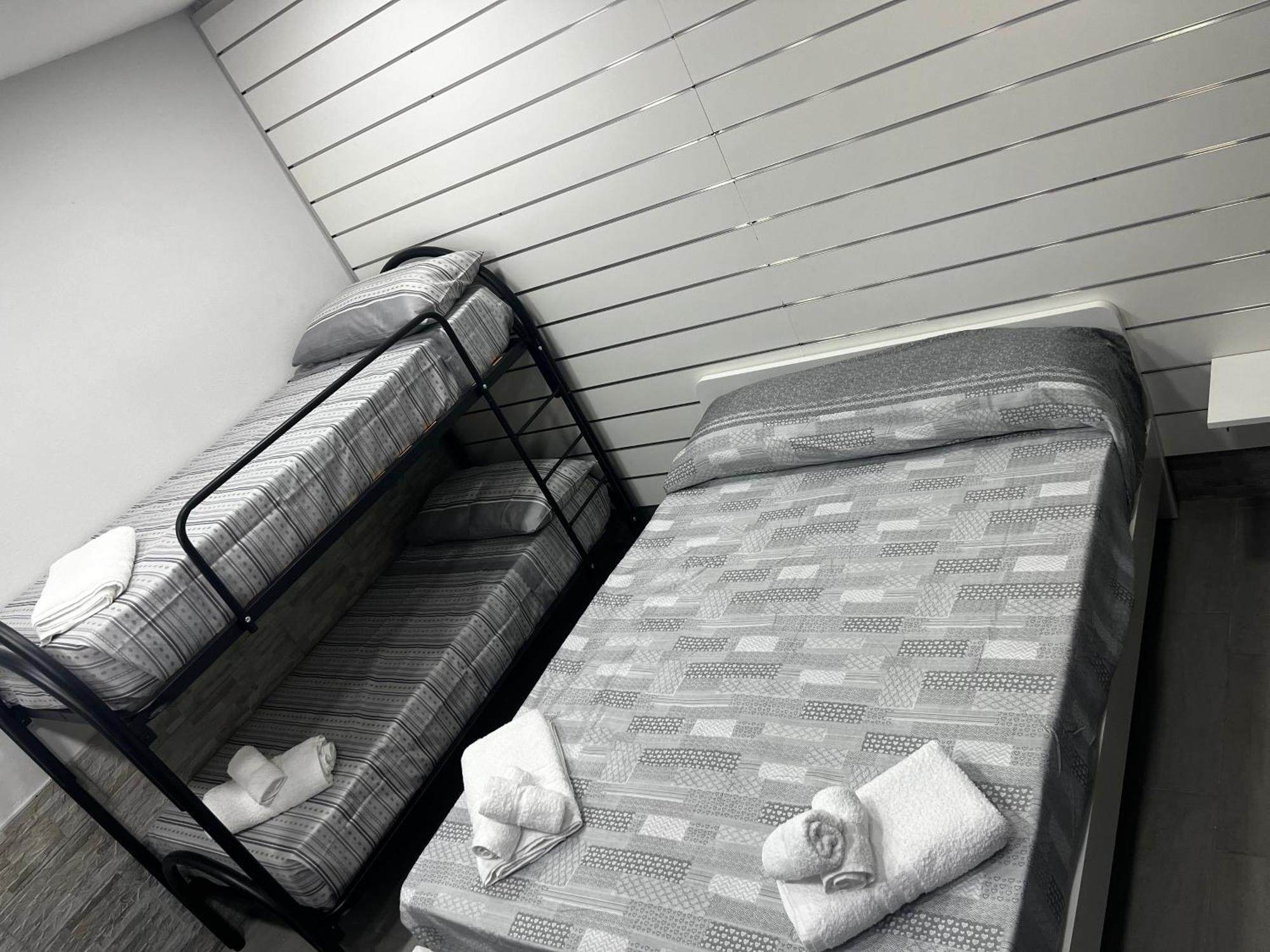 ナポリ Pulcinella Bed & Breakfast エクステリア 写真